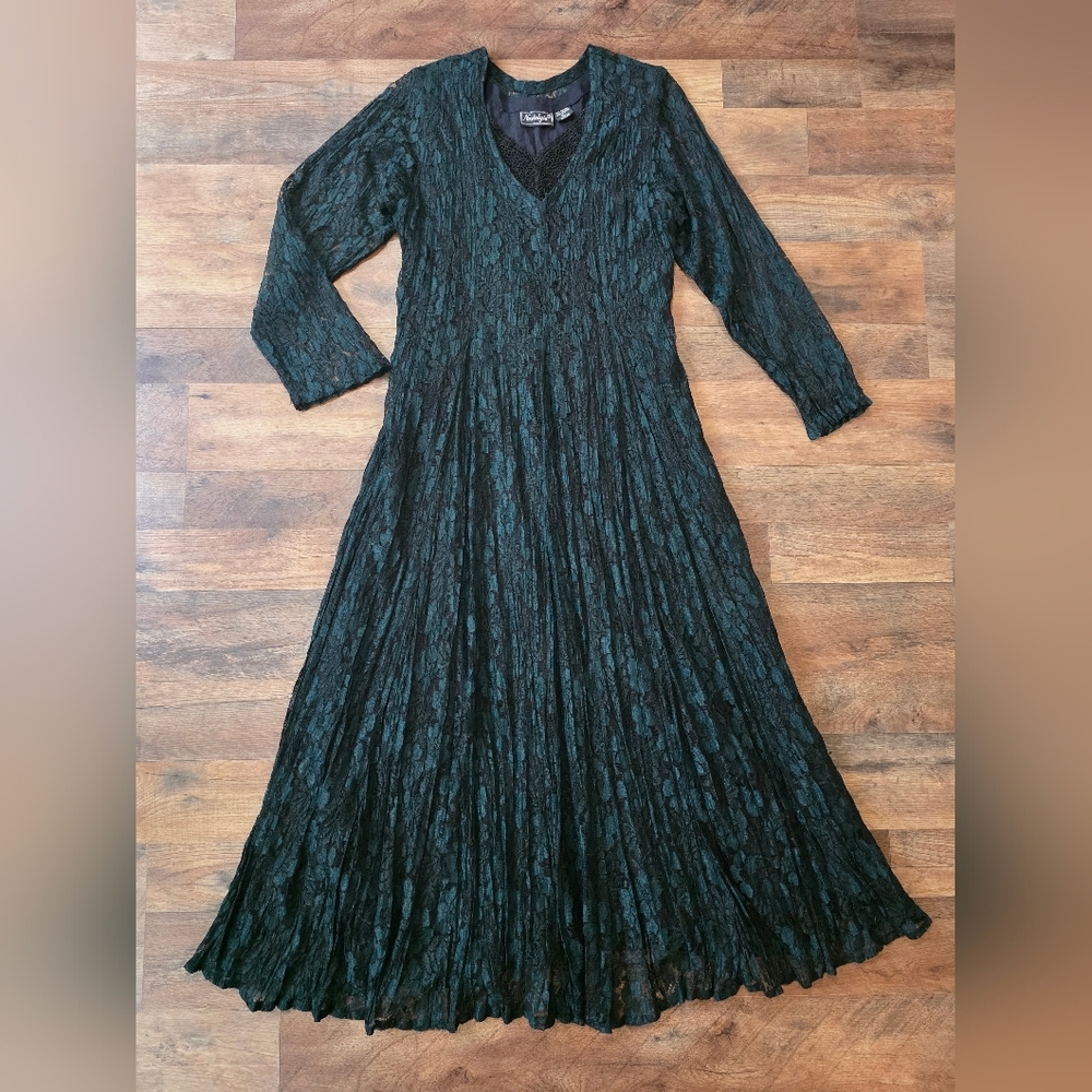 Nostalgia Women's Vintage Floral Sheer Black Blue Lace Pleated Maxi Dress Size L